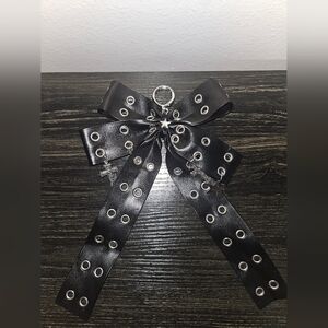 50% Off 2 Items!🌺 Lot B/A Black Bow with Silver Accents